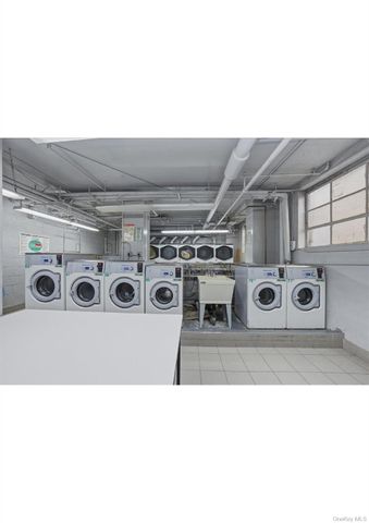 825 Morrison Avenue 8C, Bronx, NY 10473