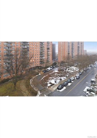 825 Morrison Avenue 8C, Bronx, NY 10473