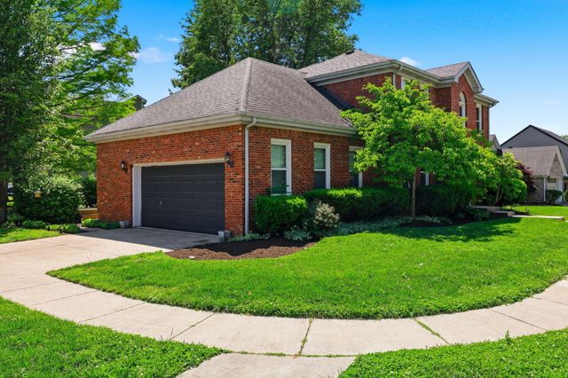 1140 Parklawn Drive, Lexington, KY 40517
