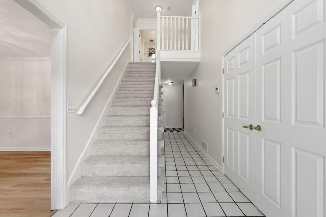 1140 Parklawn Drive, Lexington, KY 40517