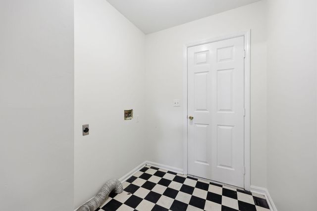 1140 Parklawn Drive, Lexington, KY 40517