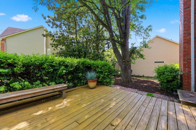 1140 Parklawn Drive, Lexington, KY 40517