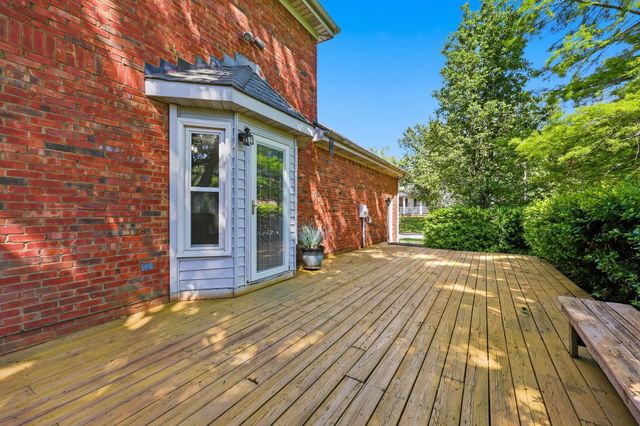 1140 Parklawn Drive, Lexington, KY 40517