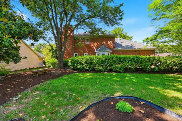 1140 Parklawn Drive, Lexington, KY 40517