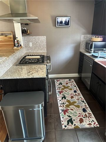 76 Poplar Drive, Cranston, RI 02920