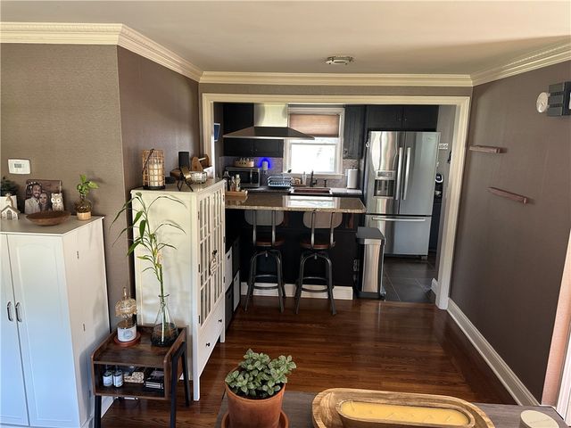 76 Poplar Drive, Cranston, RI 02920
