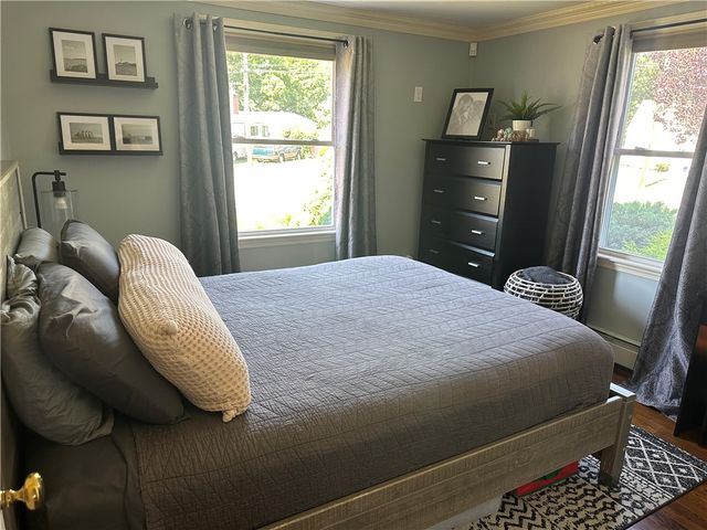 76 Poplar Drive, Cranston, RI 02920