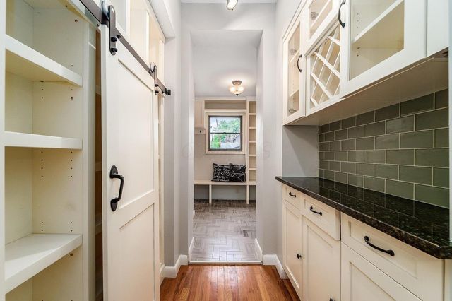 36 Brighton Road, Columbus, OH 43202