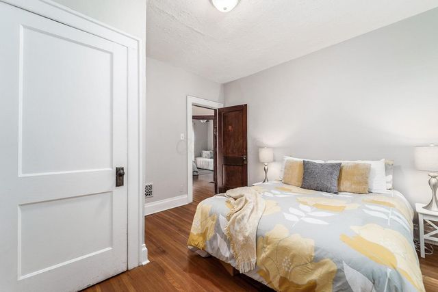 36 Brighton Road, Columbus, OH 43202