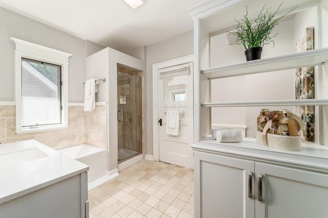 36 Brighton Road, Columbus, OH 43202