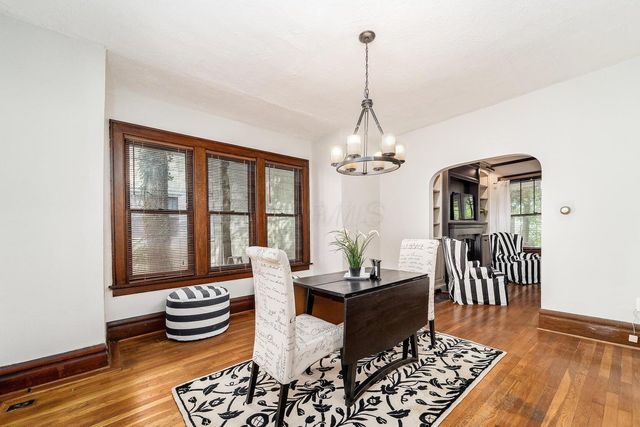 36 Brighton Road, Columbus, OH 43202