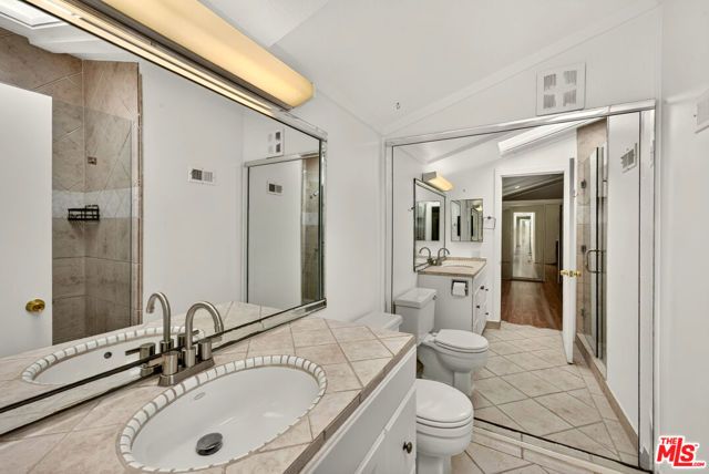 29500 Heathercliff Road 6, Malibu, CA 90265