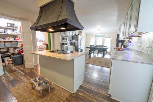 8833 EATONWICK DR, Cordova, TN 38016