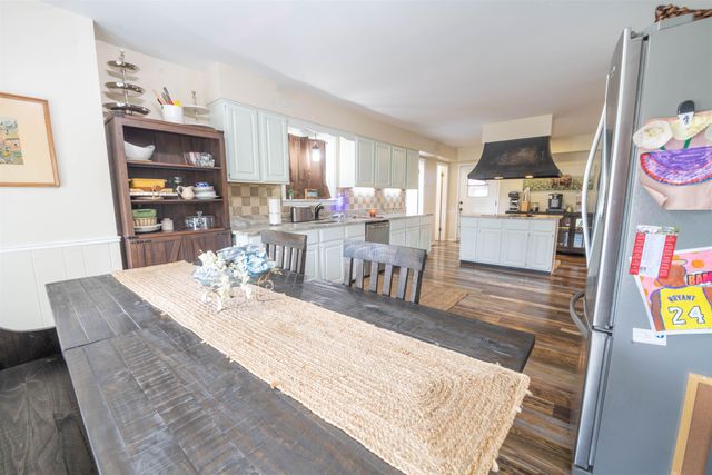 8833 EATONWICK DR, Cordova, TN 38016