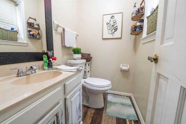 8833 EATONWICK DR, Cordova, TN 38016