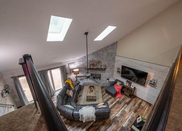 8833 EATONWICK DR, Cordova, TN 38016