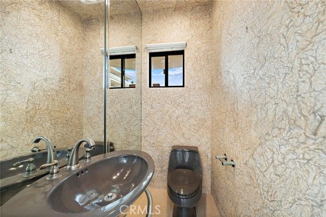 715 Ocean Front, Laguna Beach, CA 92651