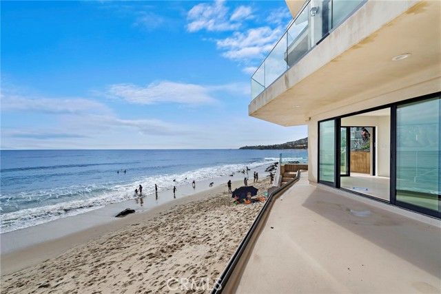 715 Ocean Front, Laguna Beach, CA 92651