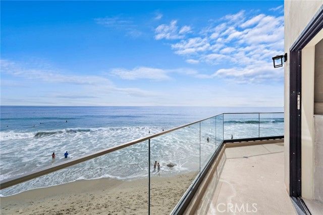715 Ocean Front, Laguna Beach, CA 92651