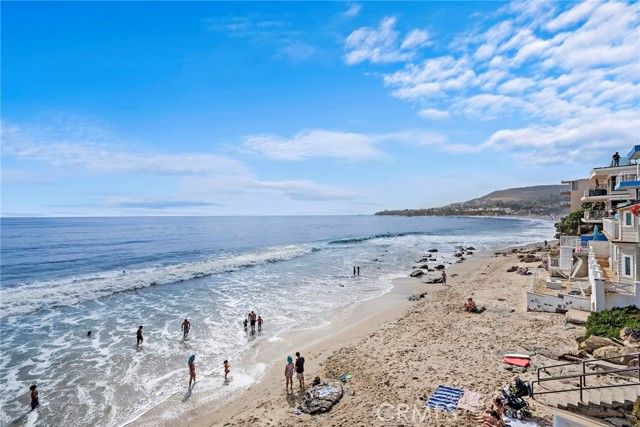 715 Ocean Front, Laguna Beach, CA 92651