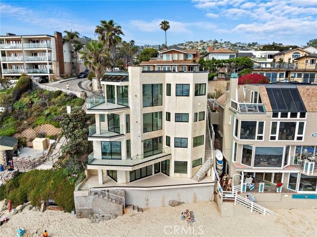 715 Ocean Front, Laguna Beach, CA 92651