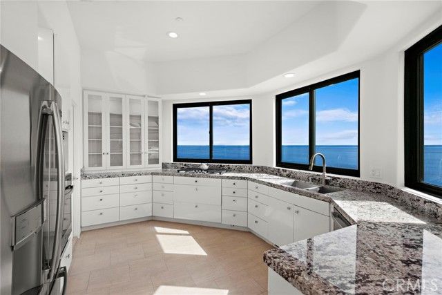 715 Ocean Front, Laguna Beach, CA 92651
