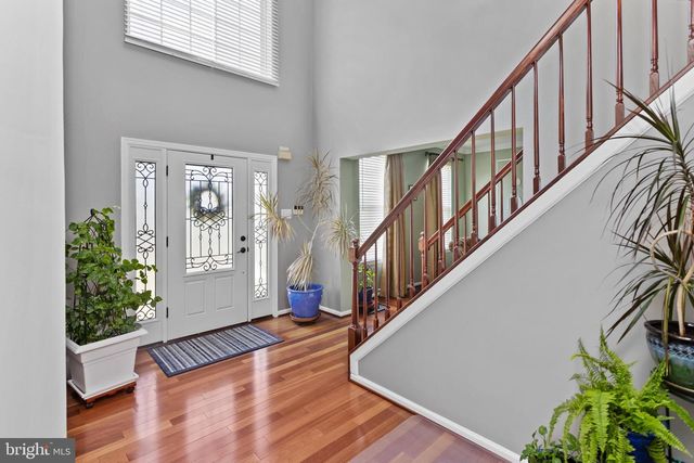 51 CREEKWOOD DR, Bordentown, NJ 08505
