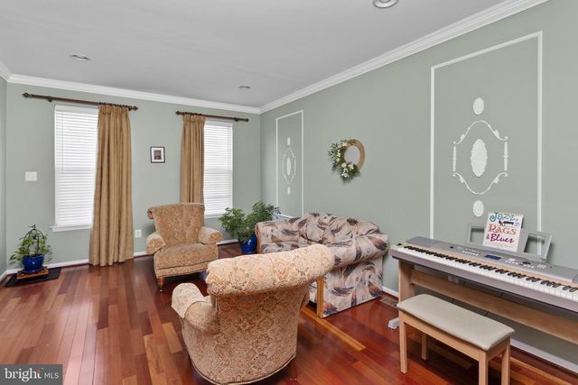 51 CREEKWOOD DR, Bordentown, NJ 08505