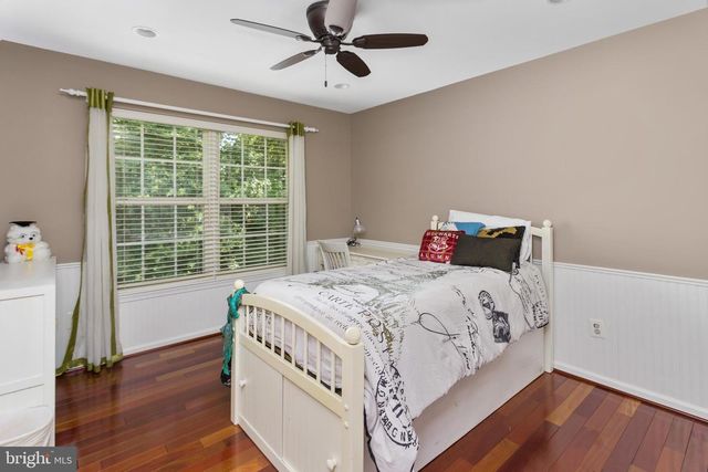 51 CREEKWOOD DR, Bordentown, NJ 08505