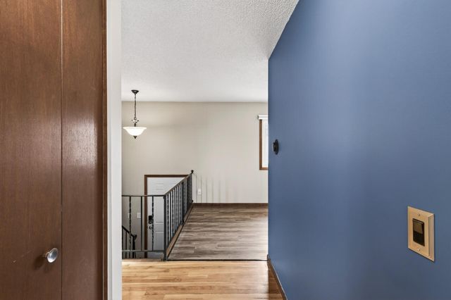 7023 146th Street Court, Apple Valley, MN 55124