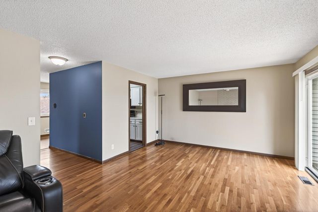 7023 146th Street Court, Apple Valley, MN 55124
