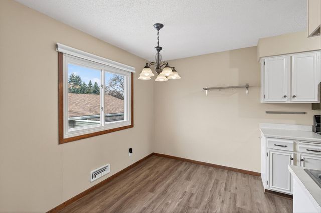 7023 146th Street Court, Apple Valley, MN 55124