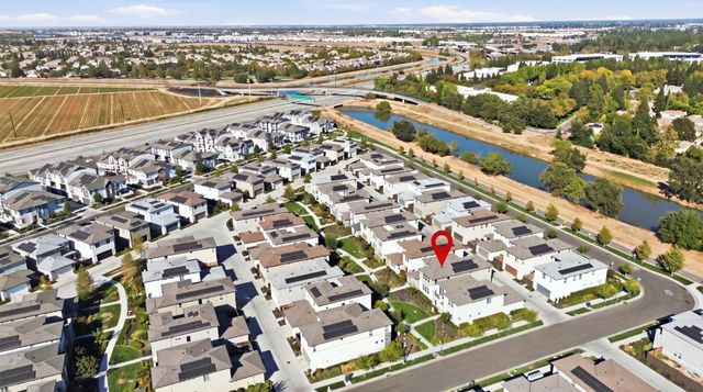 2908 Blue Teal Walk, Sacramento, CA 95833
