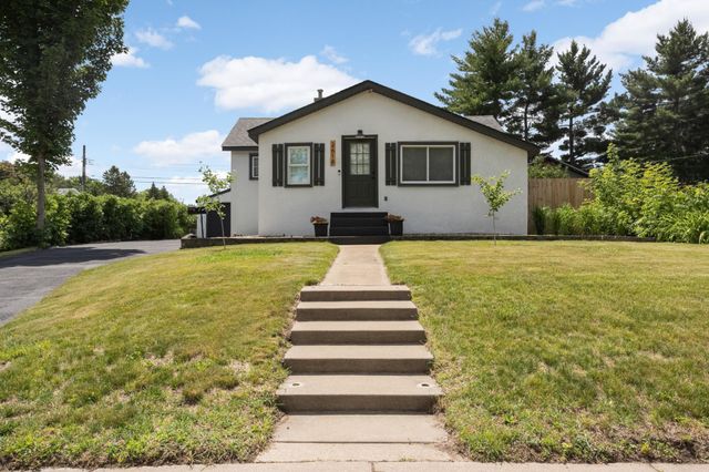 2618 South Avenue E, North Saint Paul, MN 55109