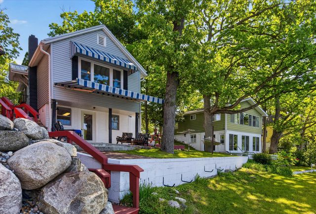 171 N Rock Lake Drive, Vestaburg, MI 48891