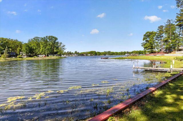 171 N Rock Lake Drive, Vestaburg, MI 48891
