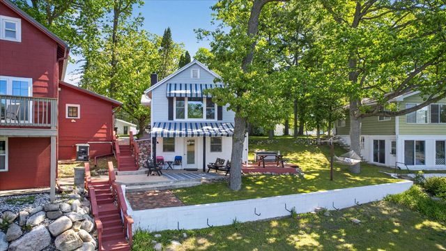 171 N Rock Lake Drive, Vestaburg, MI 48891