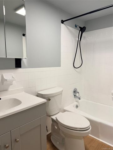 810 Blooming Grove Turnpike 2, New Windsor, NY 12553