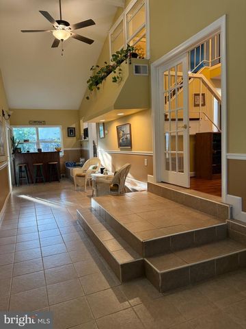 6820 VANTAGE DR, Alexandria, VA 22306