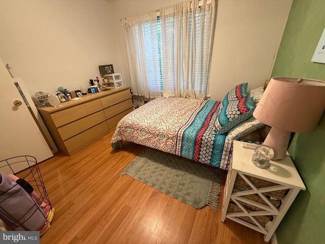 6820 VANTAGE DR, Alexandria, VA 22306