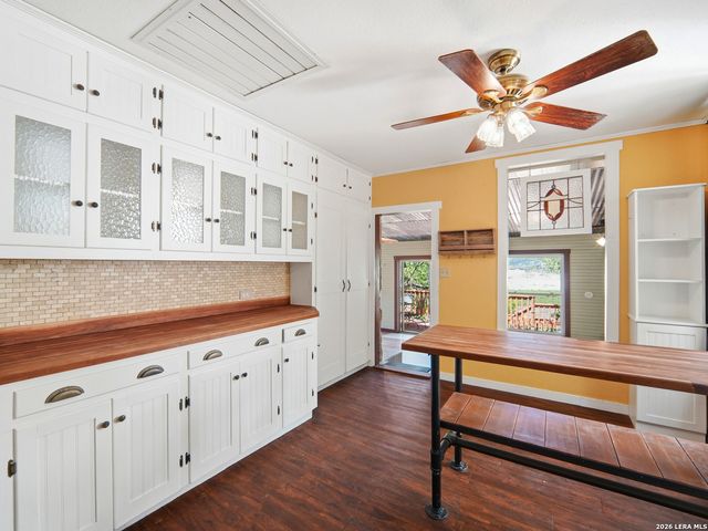 846 Private Road 260 W, Medina, TX 78056