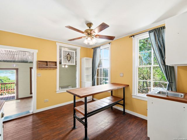 846 Private Road 260 W, Medina, TX 78056