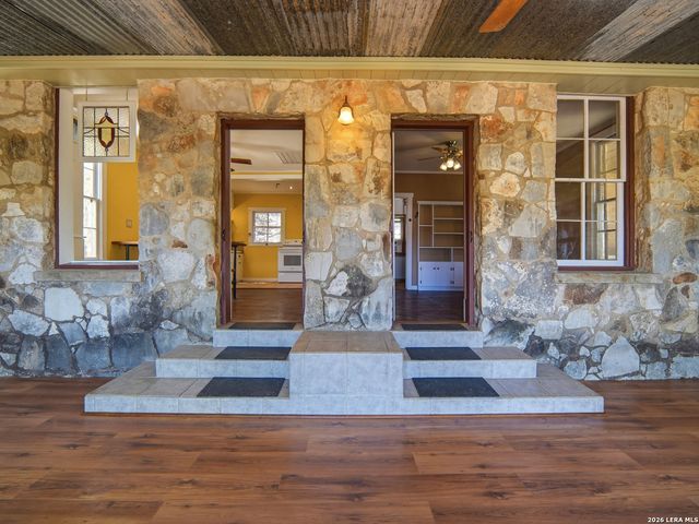 846 Private Road 260 W, Medina, TX 78056