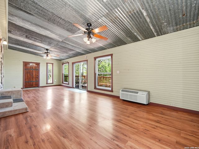 846 Private Road 260 W, Medina, TX 78056