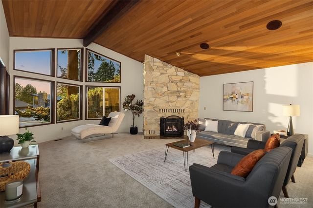 7016 165th Place SW, Edmonds, WA 98026