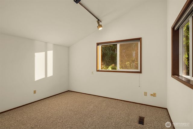 7016 165th Place SW, Edmonds, WA 98026