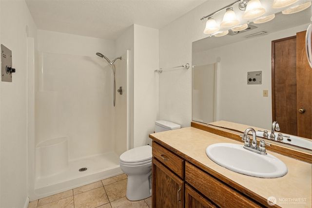 7016 165th Place SW, Edmonds, WA 98026