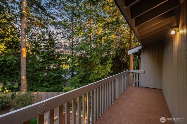 7016 165th Place SW, Edmonds, WA 98026