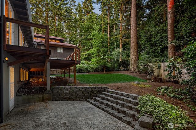7016 165th Place SW, Edmonds, WA 98026