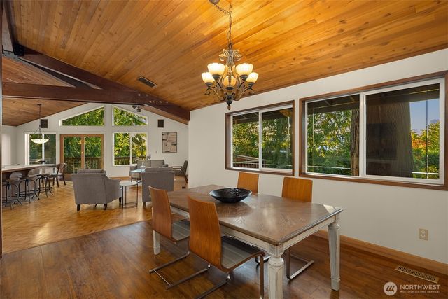 7016 165th Place SW, Edmonds, WA 98026